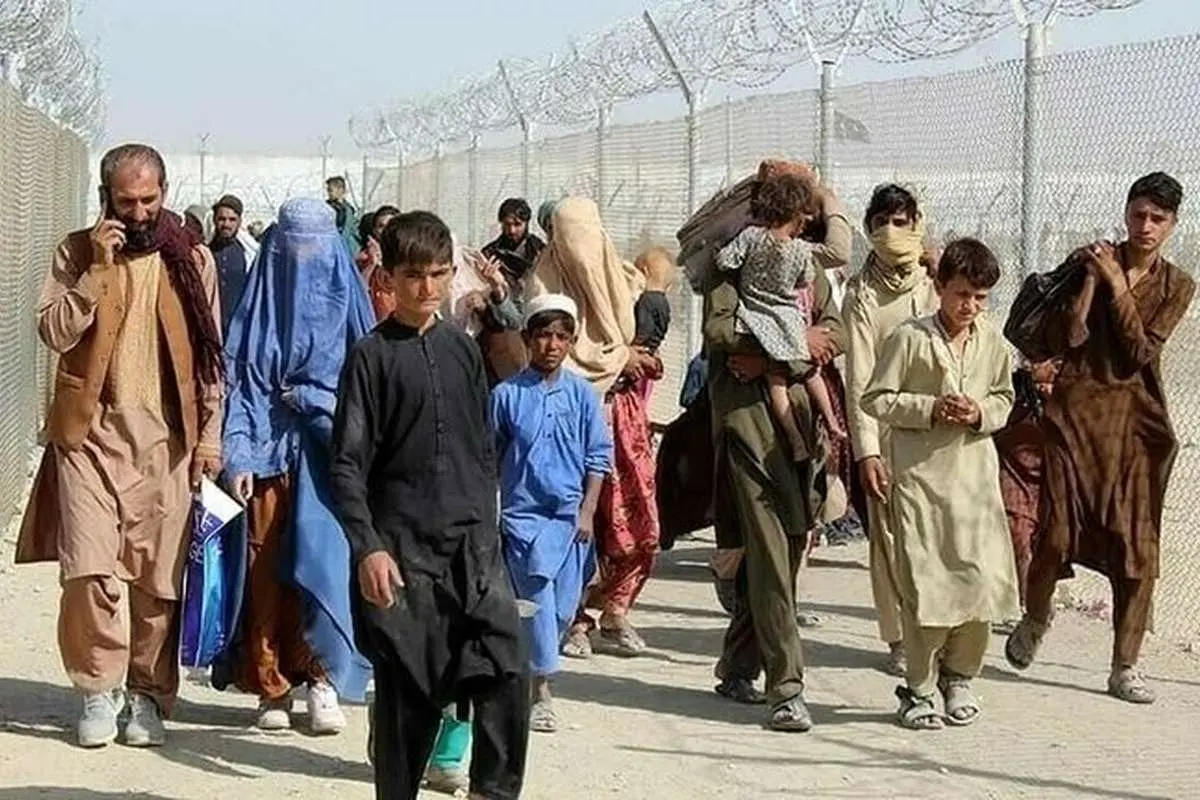 ۶ گروه از اتباع افغانستانی می‌توانند در ایران بمانند