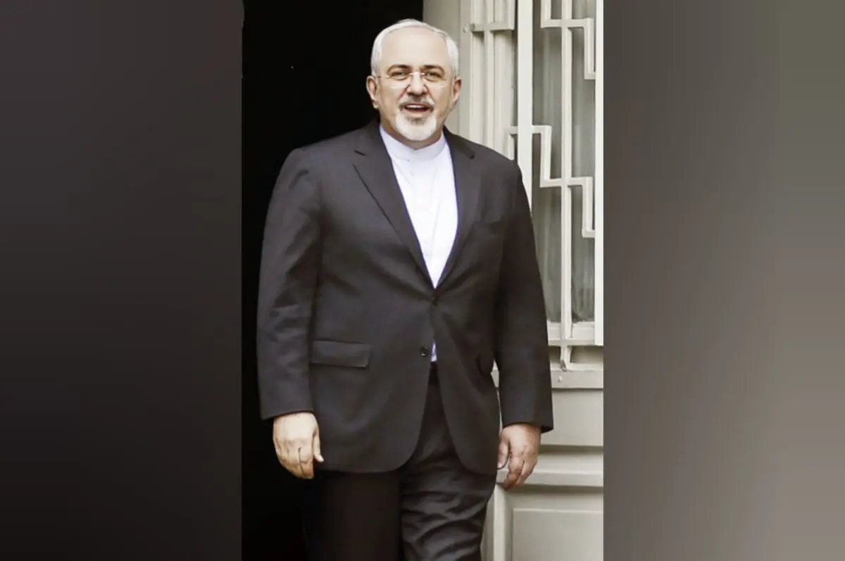 روزنامه اصولگرا: دولت نباید از اول ظریف را به کار می‌گرفت؛ شاید از ظریف در جایگاه‌های دیگر دولت استفاده شود