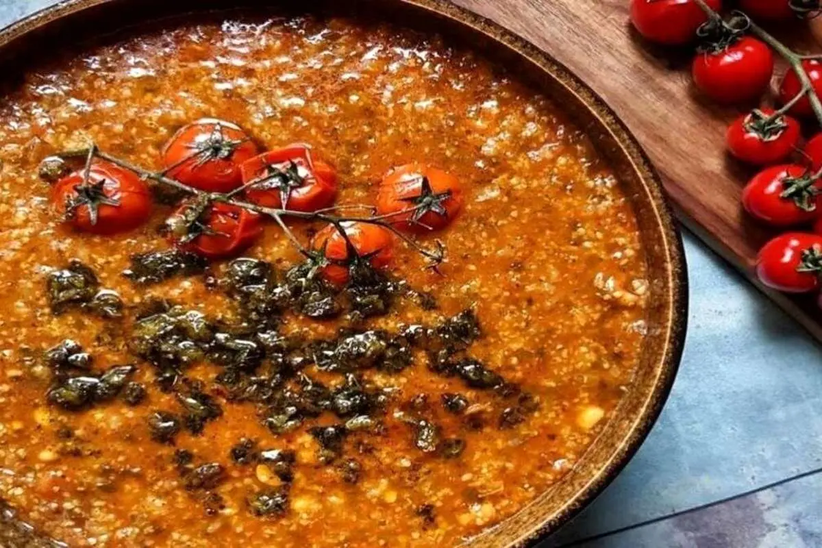 چطور آش ترش به سبک اهالی گیلان بپزیم؟