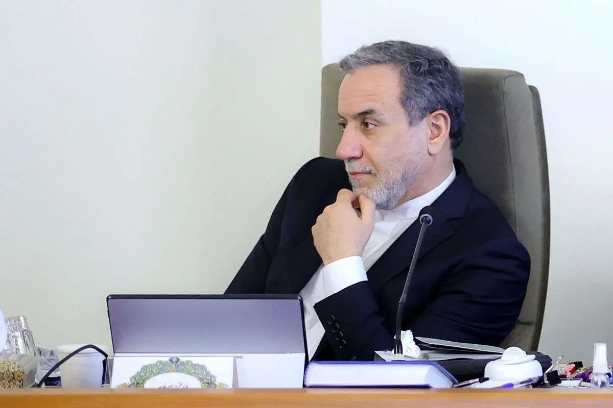 عراقچی: پاسخ تند زلنسکی به ترامپ نشان داد حتی متحدان کوچک آمریکا برای حفظ شأن خود حاضر به پرداخت هزینهاند