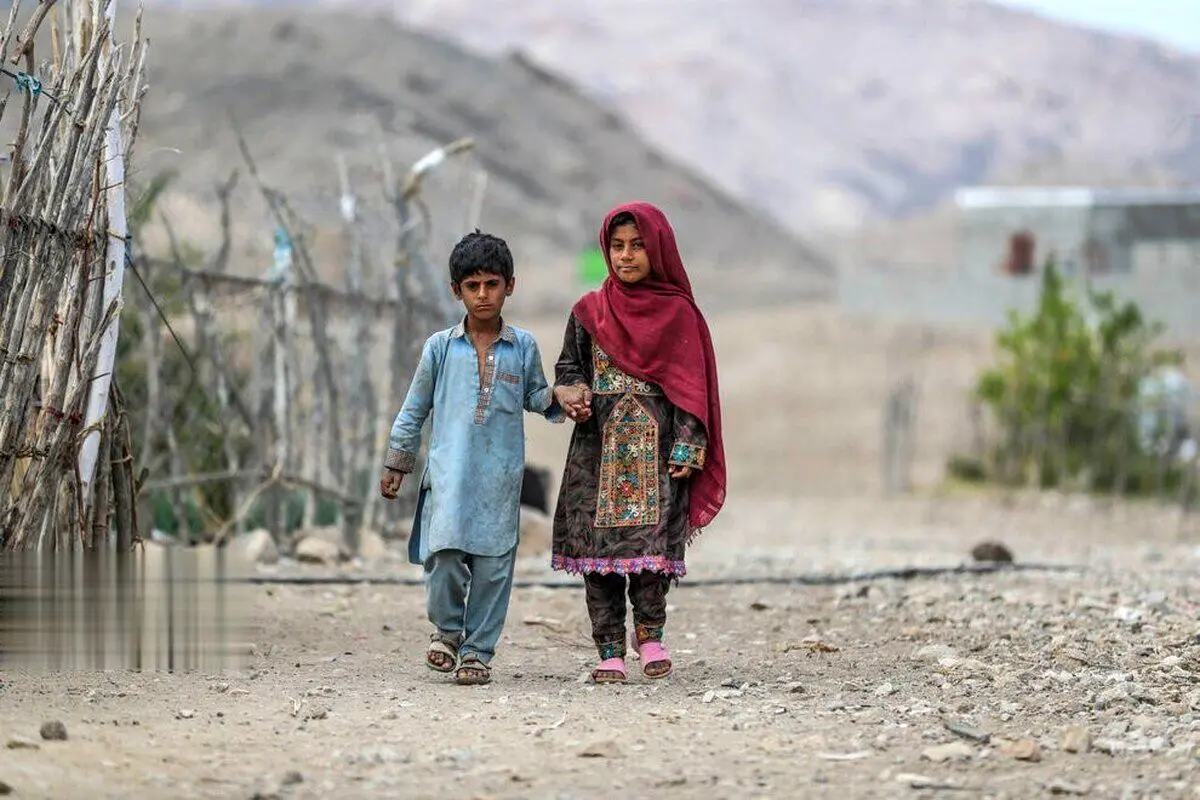 (ویدئو) روایت تلخ پرویز پرستویی از افطار اهالی روستایی در سیستان