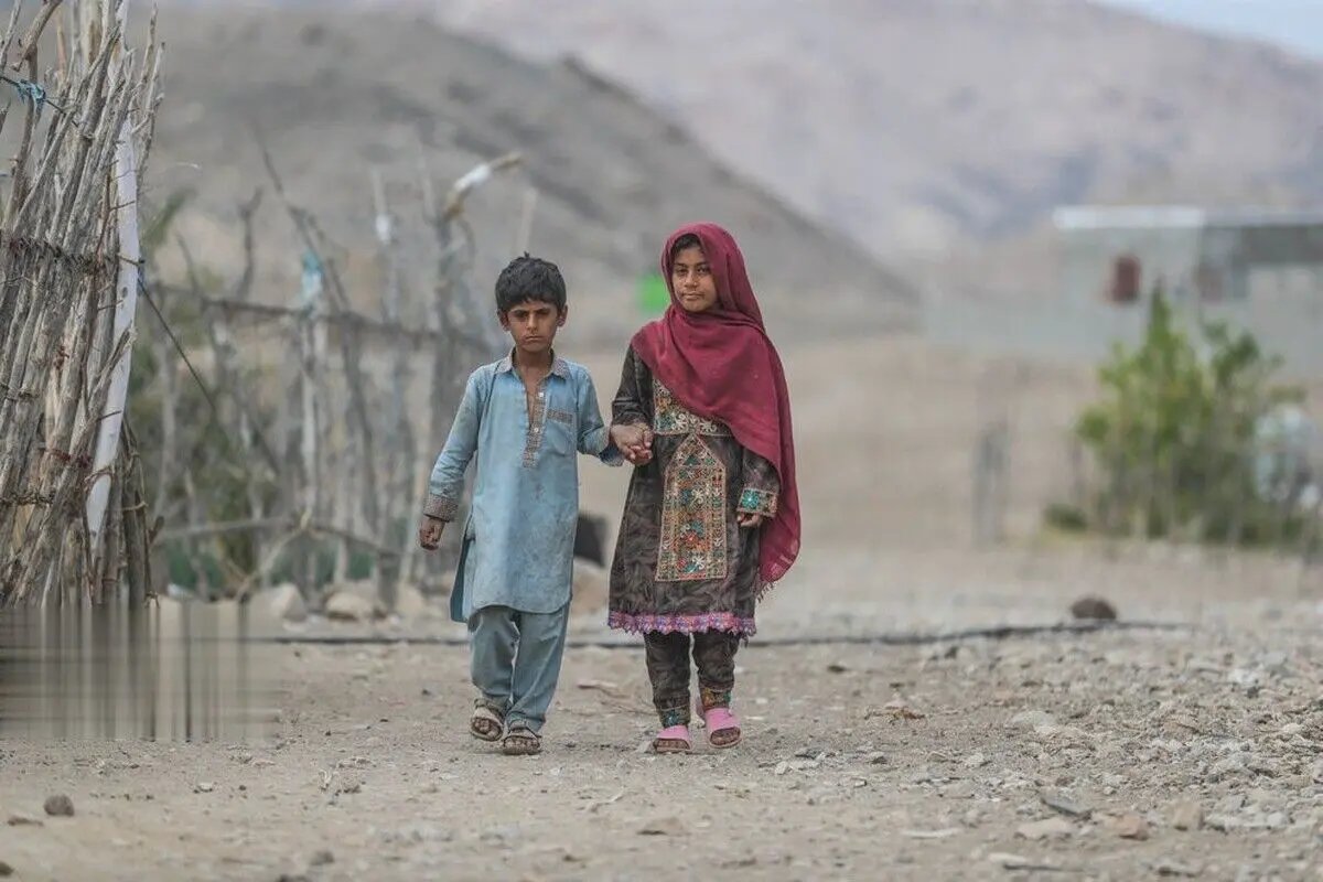 (ویدئو) روایت تلخ پرویز پرستویی از افطار اهالی روستایی در سیستان
