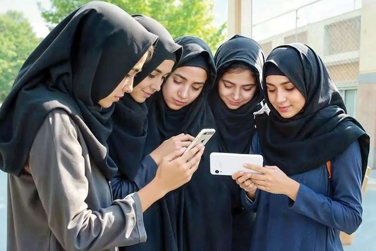 مقابله با ترانه مبتذل با زبان نسل جدید