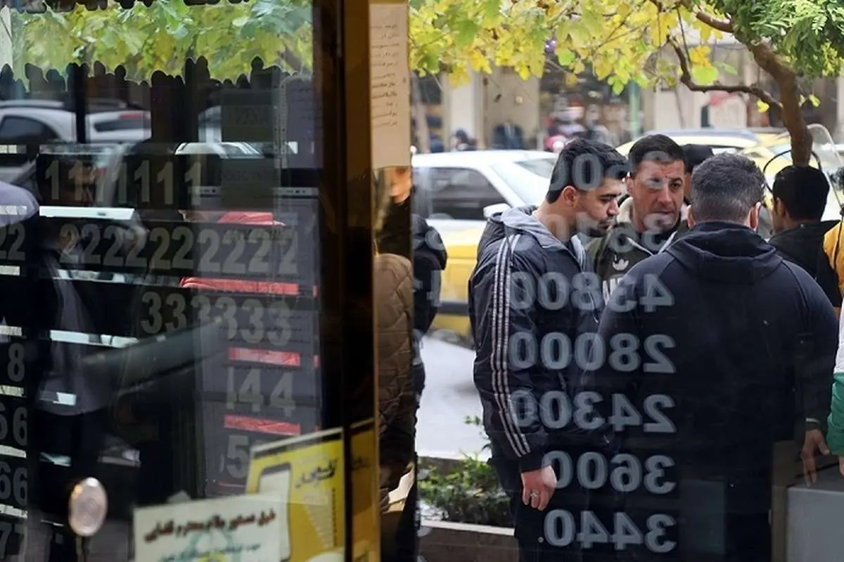 قیمت ربع سکه رکورد زد؛ تحلیل تغییرات سریع بازار سکه
