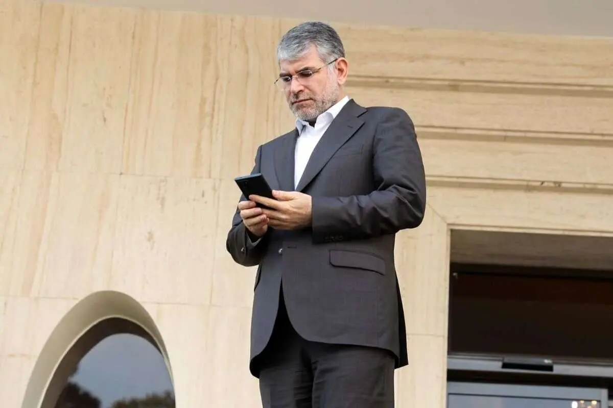 نامهای که بیپاسخ ماند؛ ساداتینژاد به عدم همخوانی آمار واردات چای نسبت به سالهای قبل توجه نکرد