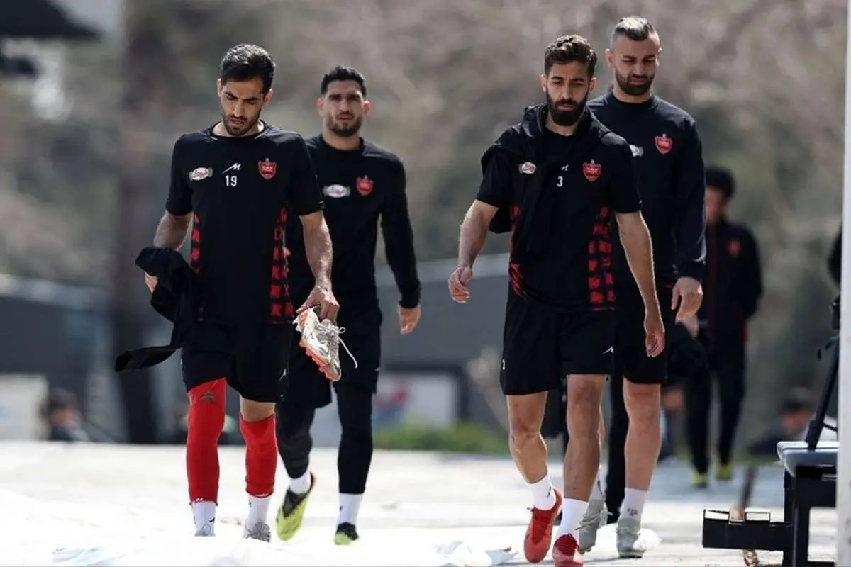 تمرین تاکتیکی پرسپولیسیها با یک مصدوم