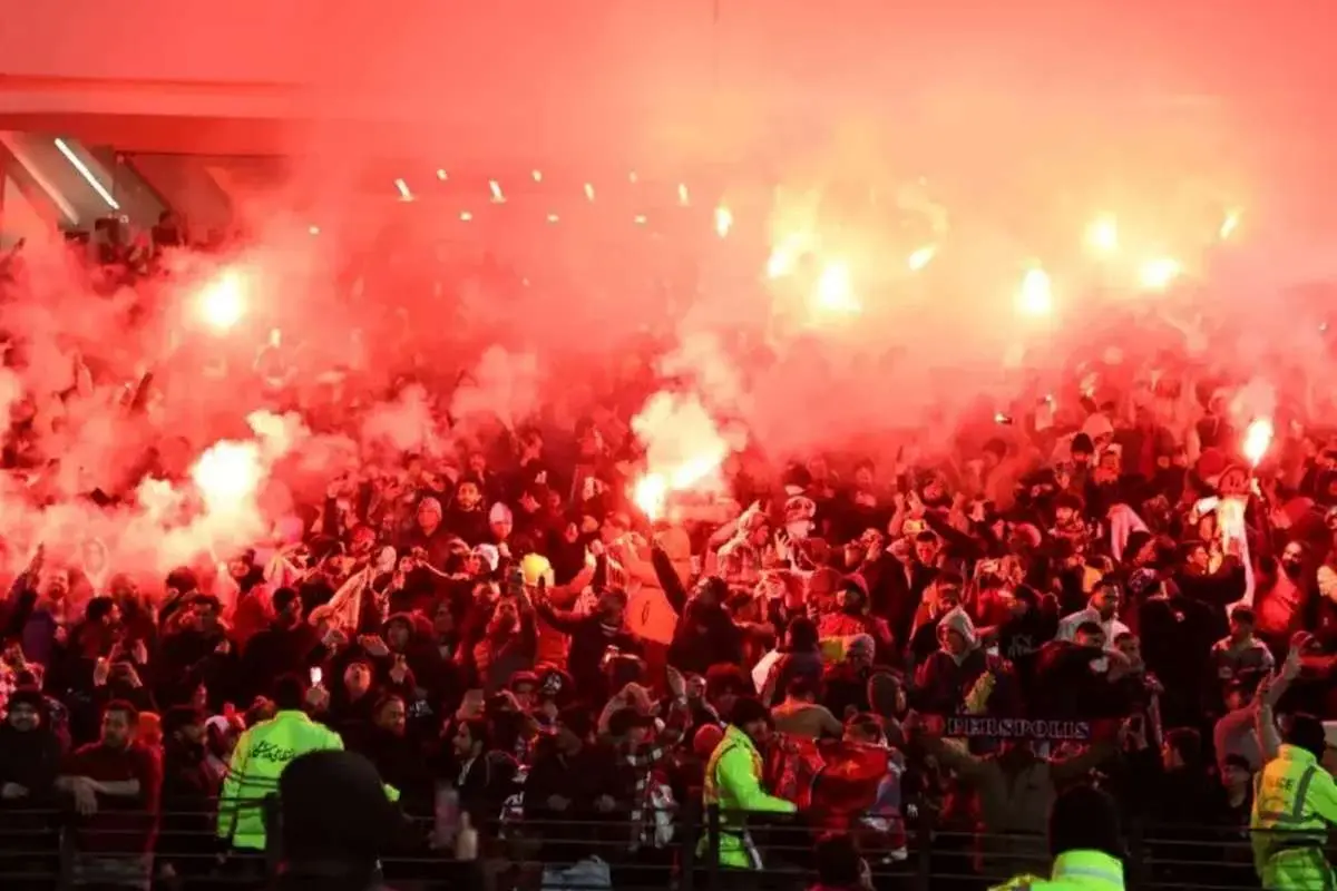 محرومیت هواداران پرسپولیس به سال ۱۴۰۴ کشید