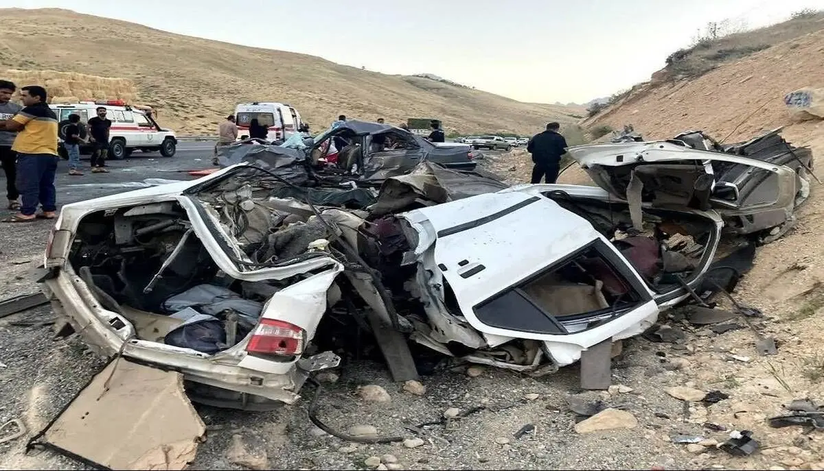 ۶ کشته و ۵ زخمی در تصادف ۲ خودرو در زاهدان