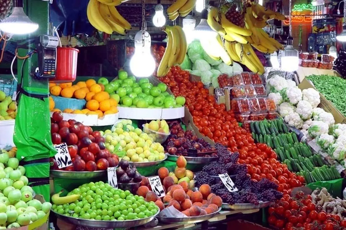 قیمت این میوهها همچنان نجومی است