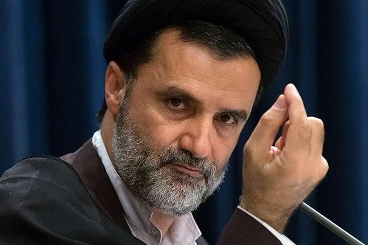 نبویان: قوه قضاییه با مسببان جهش دلار و طلا به عنوان «مجرم جنگی» برخورد کند