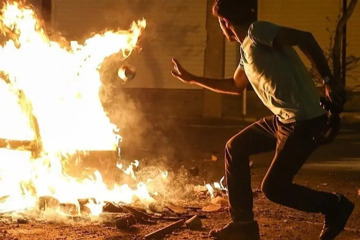(ویدئو) فوت یک موتورسوار بر اثر اصابت نارنجک / آخرین آمار حوادث چهارشنبه‌سوری