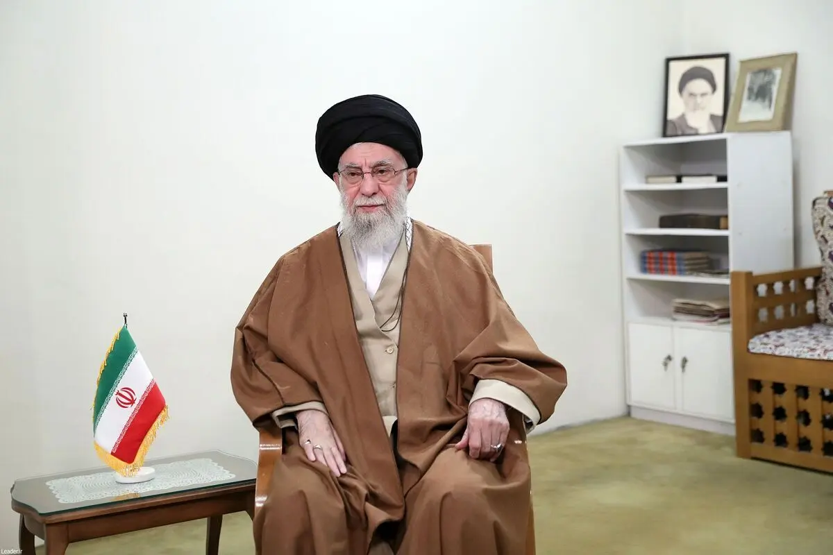 (تصاویر) پیام نوروزی رهبر انقلاب به‌مناسبت آغاز سال ۱۴۰۴
