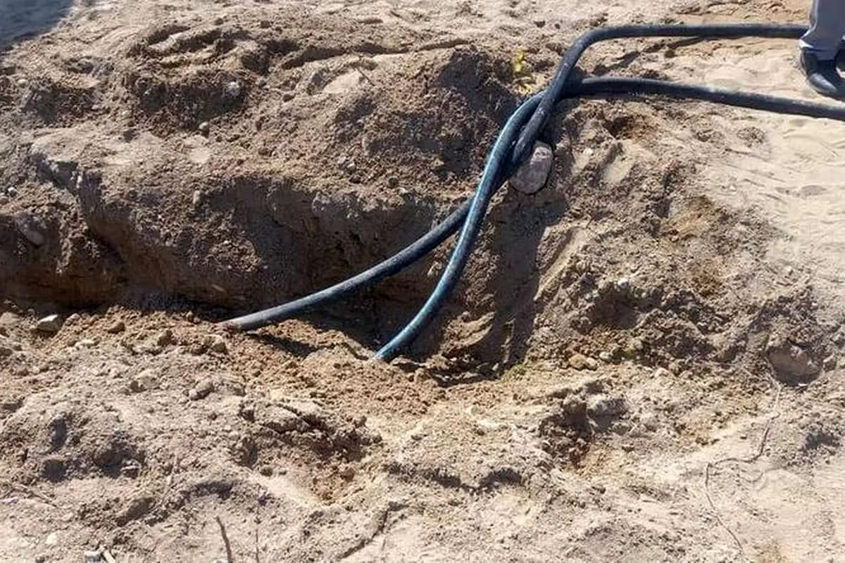 کشف ۴ انشعاب دزدی از خط لوله نفت در هرمزگان