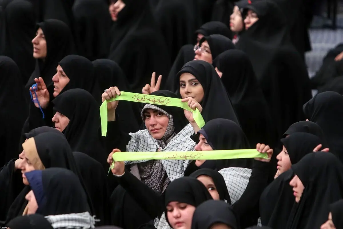 (تصاویر) دیدار نوروزی اقشار مختلف مردم تهران با رهبر انقلاب