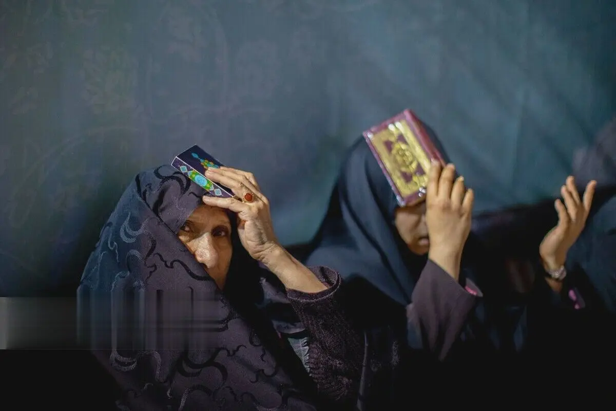 (تصاویر) احیای شب قدر در دانشگاه تهران