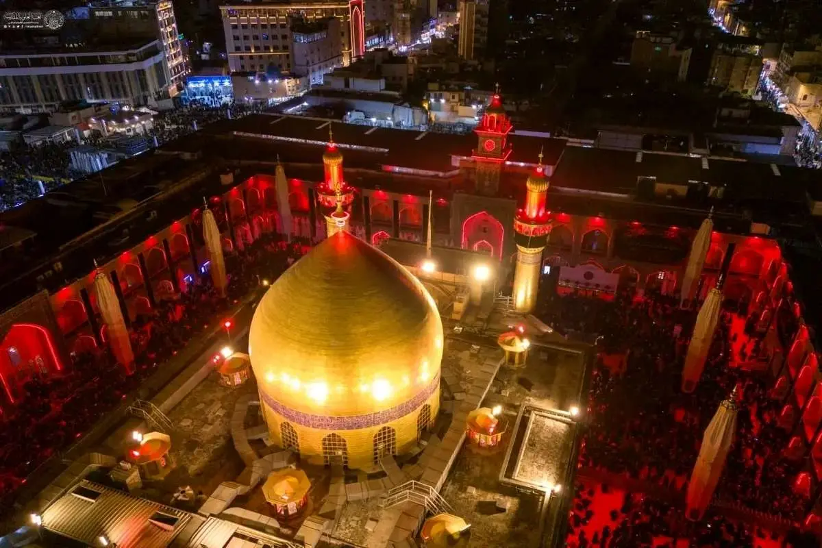 تصاویر هوایی از حرم امام علی(ع) در شب ۲۱ ماه رمضان