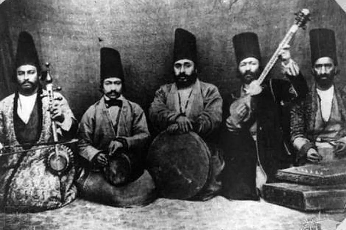 سلیقهی شعر و ادب ایرانیان در یک قرن پیش