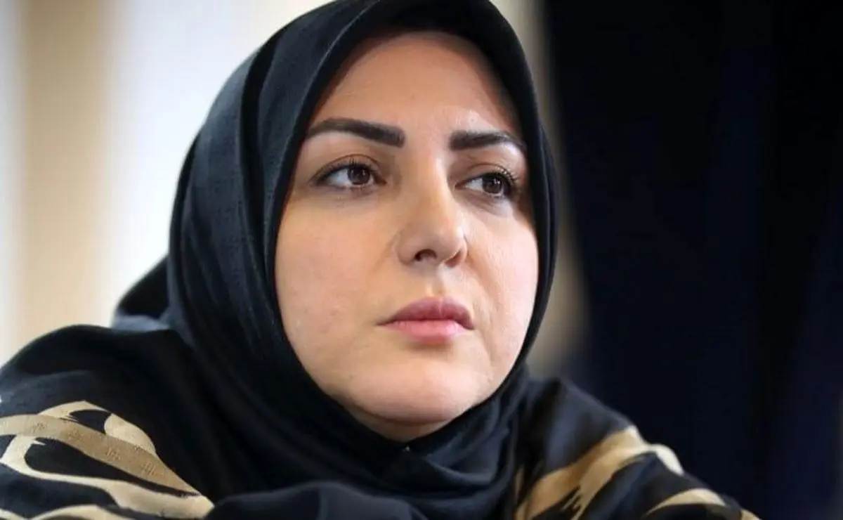 (ویدئو) گریه المیرا شریفی مقدم در خانه سالمندان