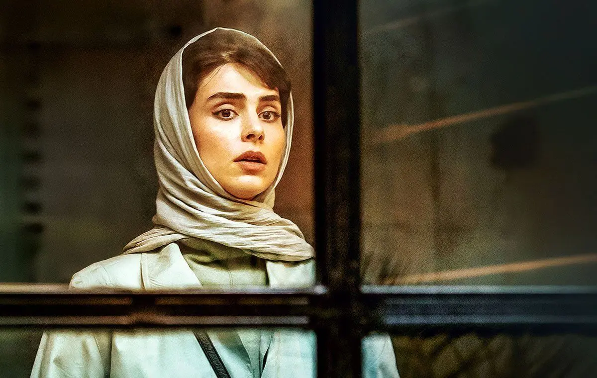 نقد و بررسی سریال آبان؛ نگاهی به نقاط قوت و ضعف