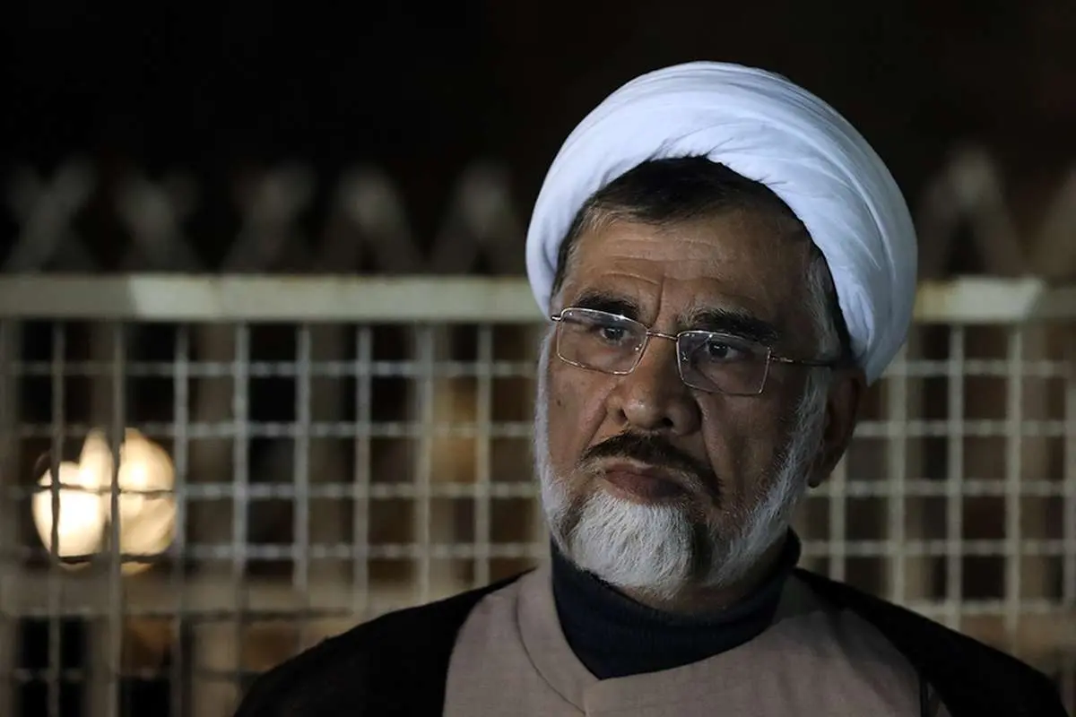 فاضل میبدی: آقای پزشکیان با مذاکره، سایه تحریم را بردارید