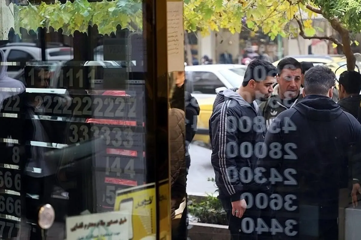 قیمت طلا، سکه، دلار و یورو امروز سه‌شنبه ۵ فروردین ۱۴۰۴/ طلا سقوط کرد، سکه ارزان شد