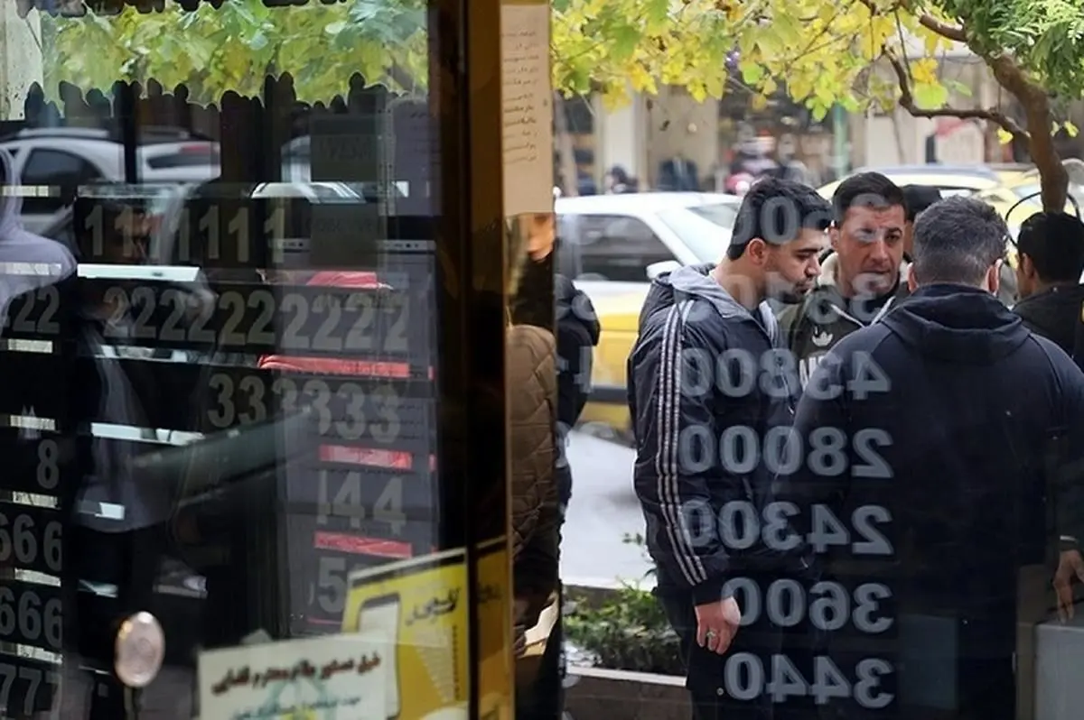 قیمت طلا، سکه، دلار و یورو امروز سه‌شنبه ۵ فروردین ۱۴۰۴/ طلا سقوط کرد، سکه ارزان شد