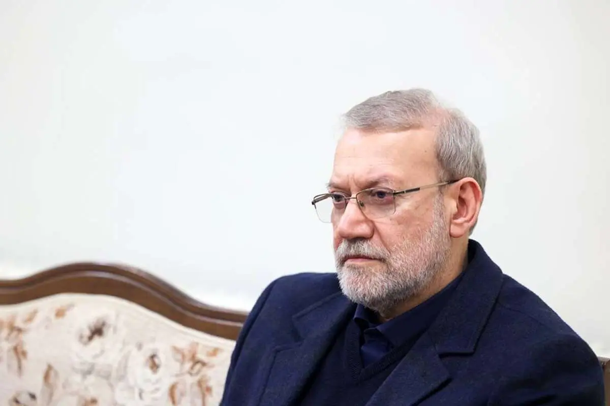 علی لاریجانی: اگر ترامپ واقعا صلح طلب بود می‌توانست مسیر جدیدی با ایران داشته باشد