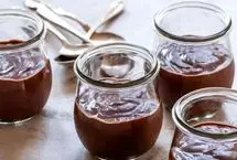 طرز تهیه فرنی شکلاتی؛ فرنی خوشمزه برای افطار