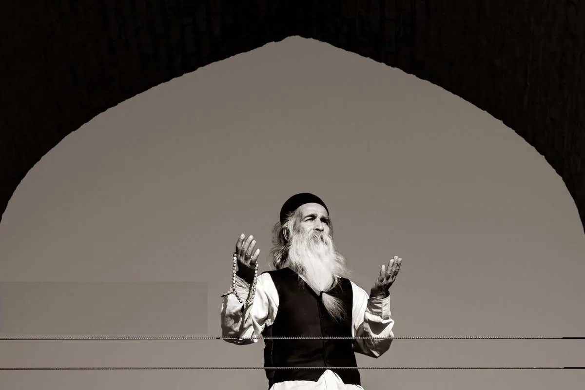 (تصاویر) سنت «چاوشیخوانی» در سی و سه پل اصفهان