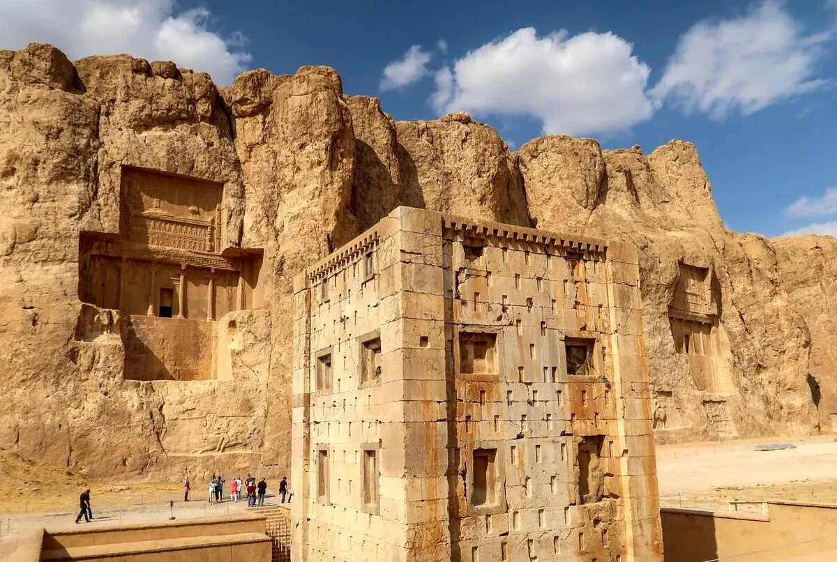 (ویدئو) نقش رستم؛ شکوه ایران باستان در دل صخره‌ها