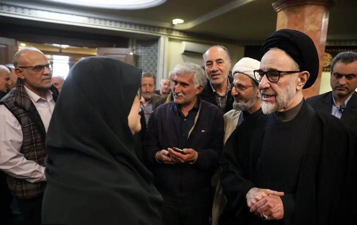 (تصاویر) سید محمد خاتمی و فاطمه مهاجرانی در مراسم سالگرد درگذشت زهرا شجاعی