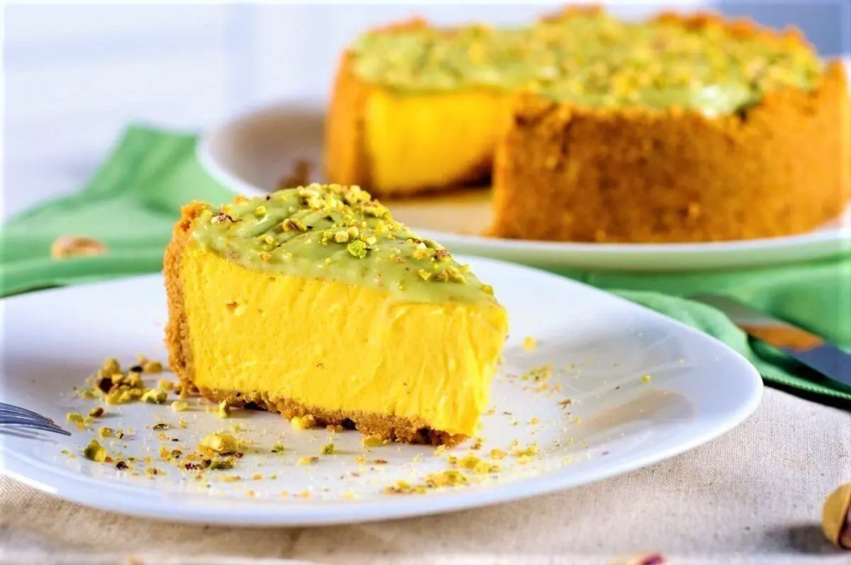 طرز تهیه چیزکیک زعفرانی؛ دسر خوشمزه و جذاب