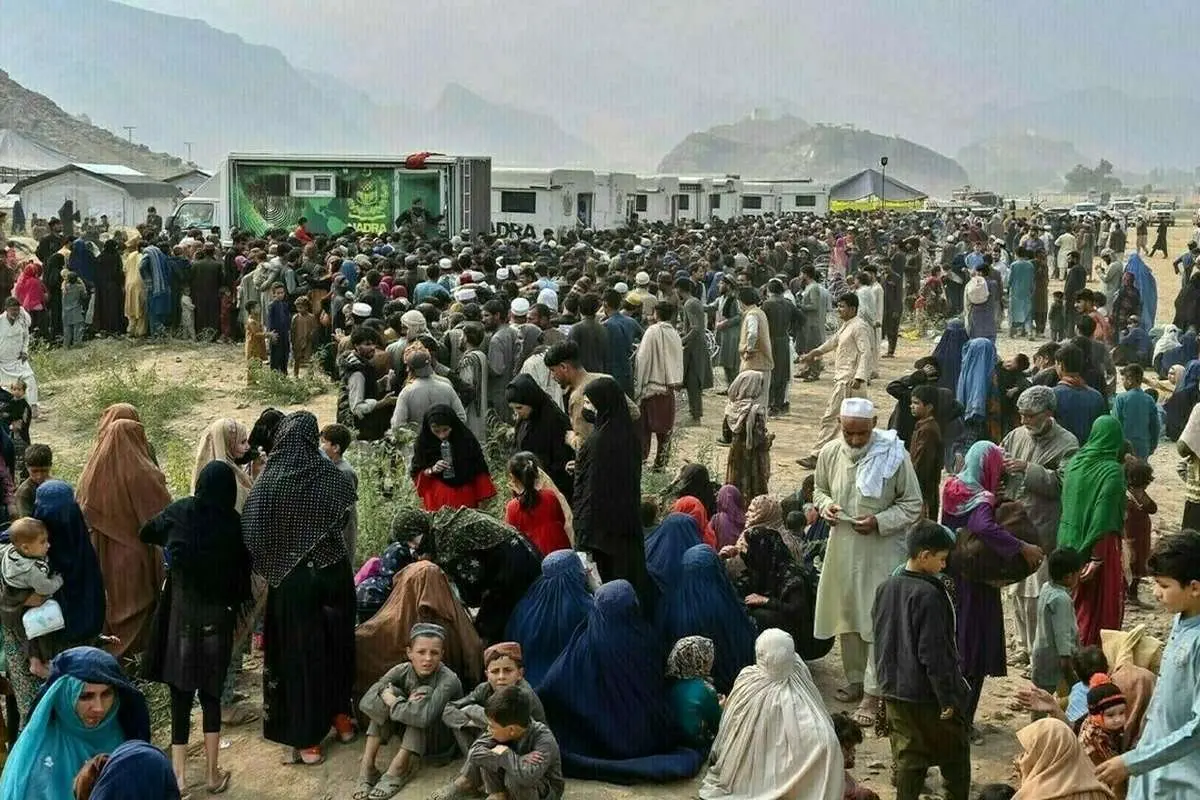 پاکستان اتباع افغان را اخراج میکند!