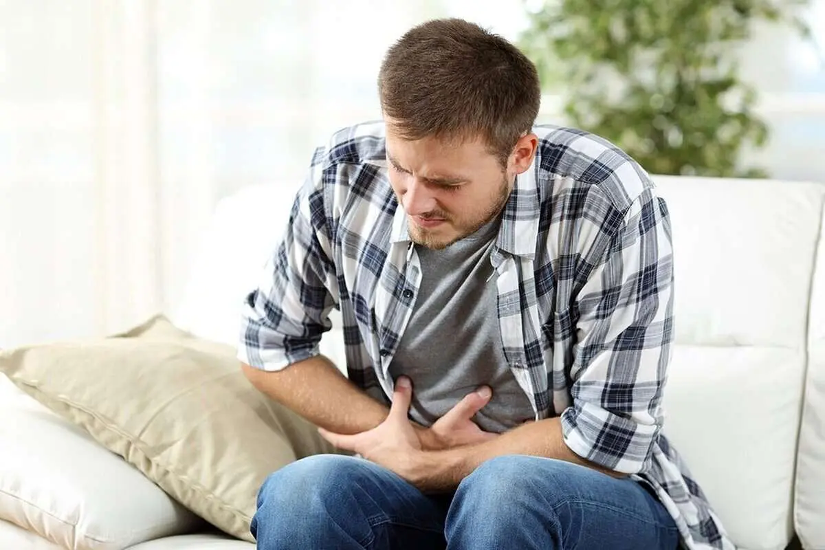 حالت تهوع از علائم کمبود این ویتامین است