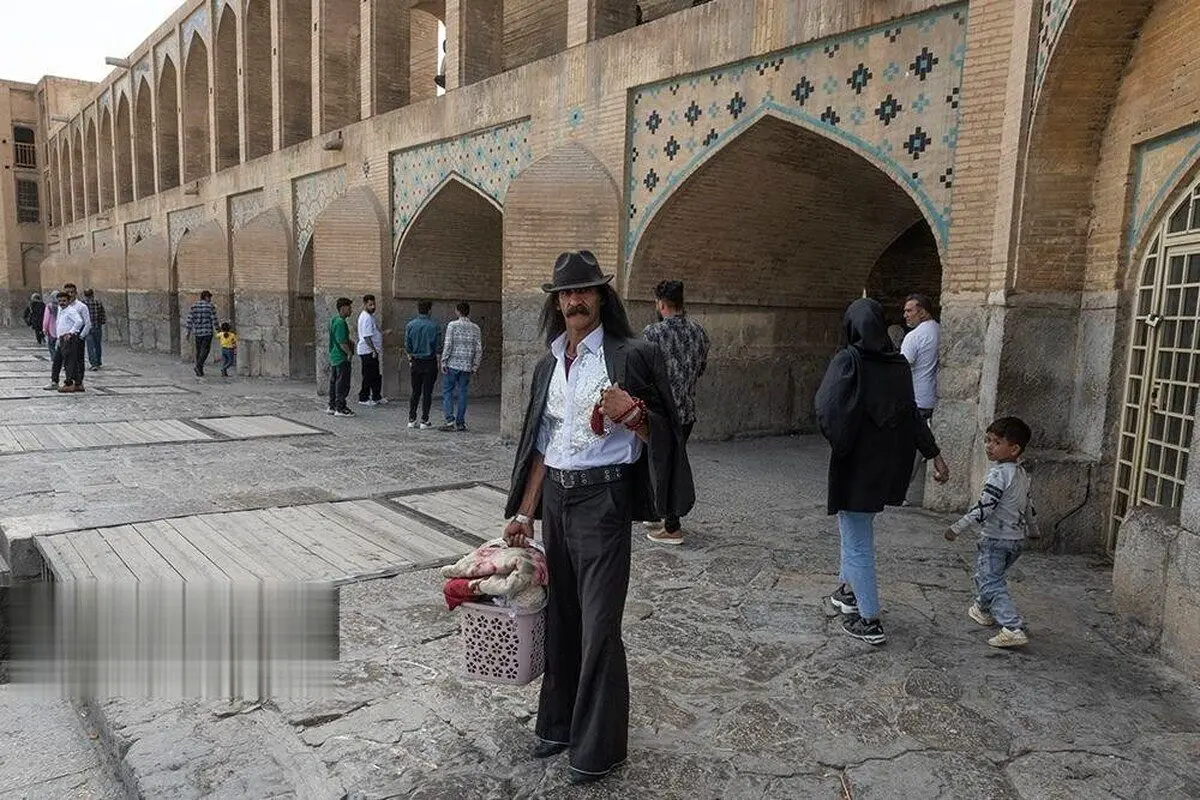 (تصاویر) سیزده بدر کنار زاینده‌رود بی‌جان