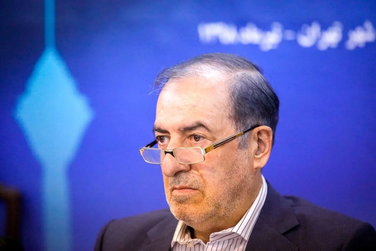 الویری: کشور در یک دوراهی تاریخی قرار دارد؛ ادامه مسیر فعلی ما را به بحران می‌برد