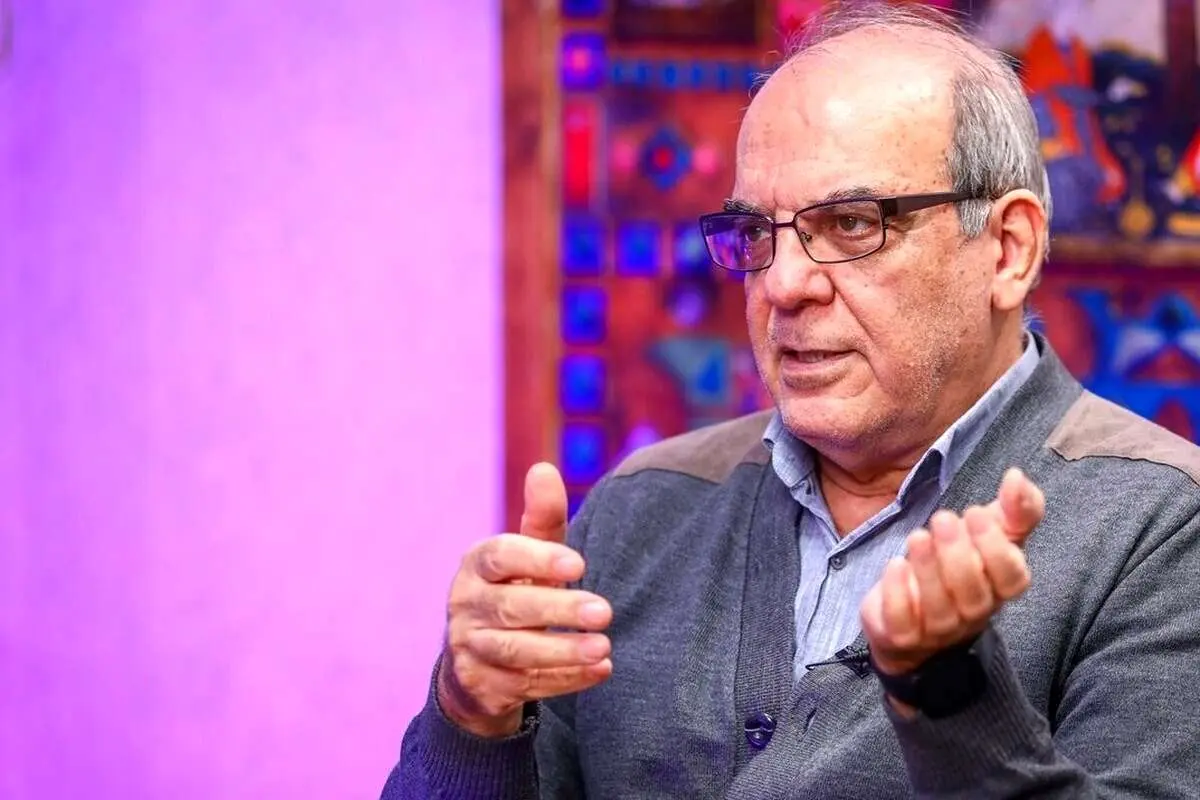 عباس عبدی: باید از جنگ پرهیز شود؛ به استقبال جنگ برویم مردم همراهی نمیکنند