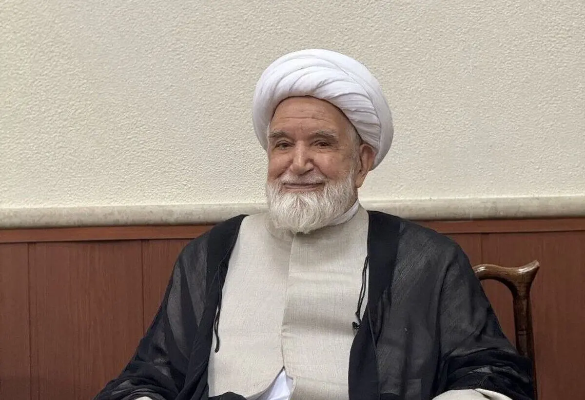 حمله روزنامه اصولگرا به مهدی کروبی؛ در توهمات گذشته سیر می‌کند