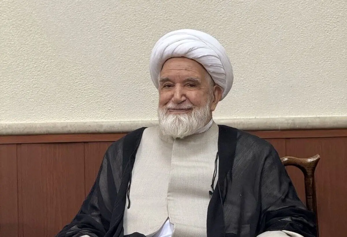 حمله روزنامه اصولگرا به مهدی کروبی؛ در توهمات گذشته سیر می‌کند