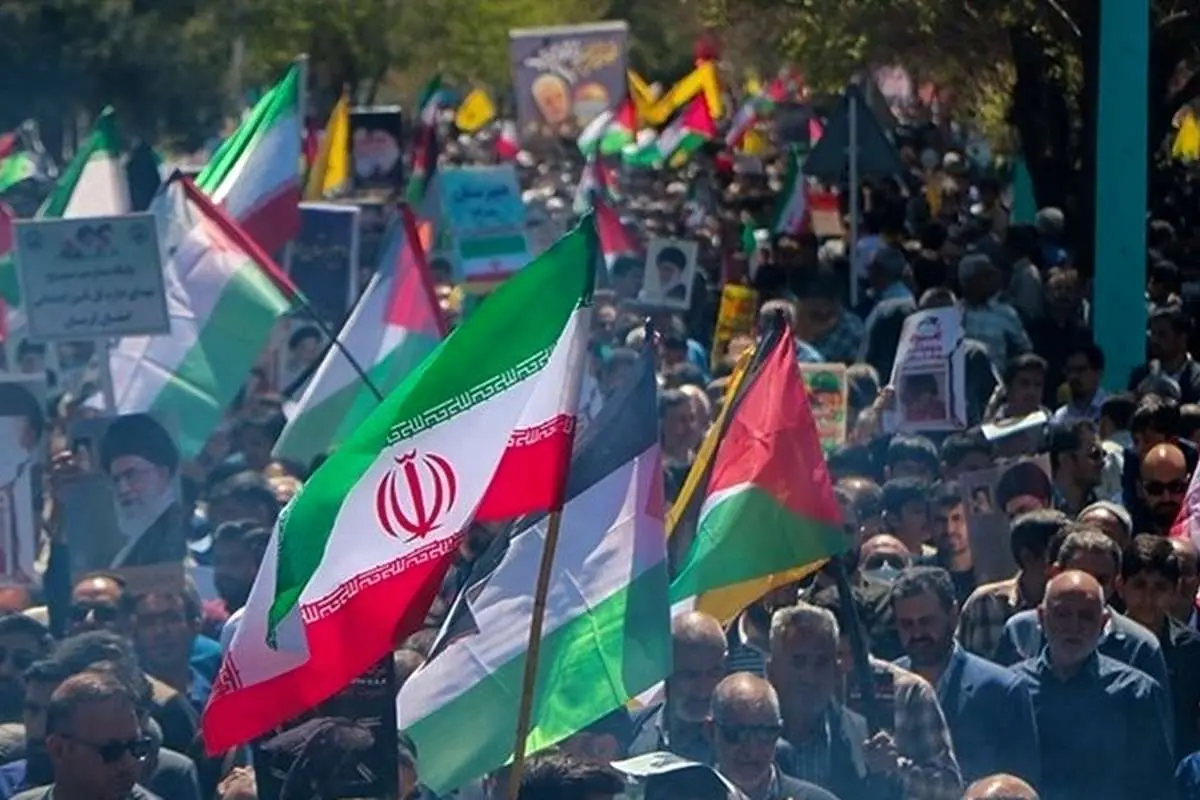 حضور سید مصطفی خامنه‌ای، فرزند رهبر انقلاب در راهپیمایی روز قدس