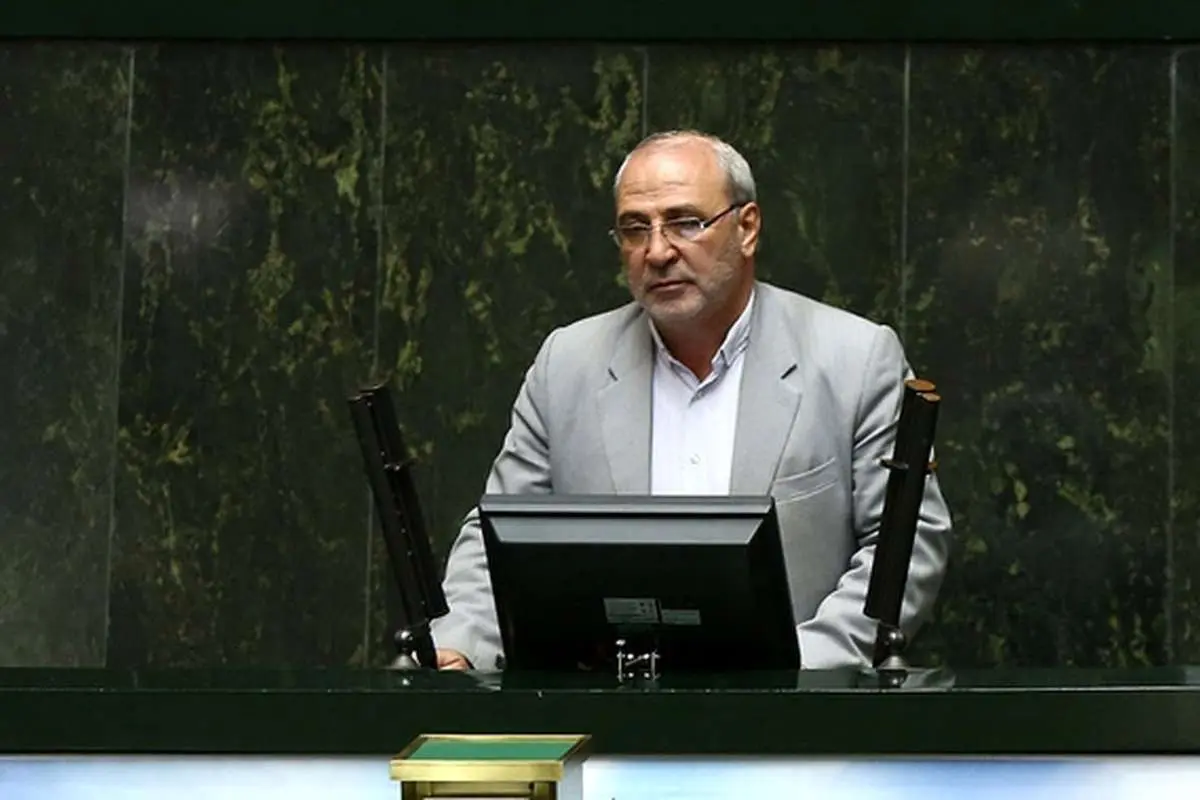 حاجی دلیگانی: جذابیت بازارهای ارز و بیتکوین باید برداشته شود