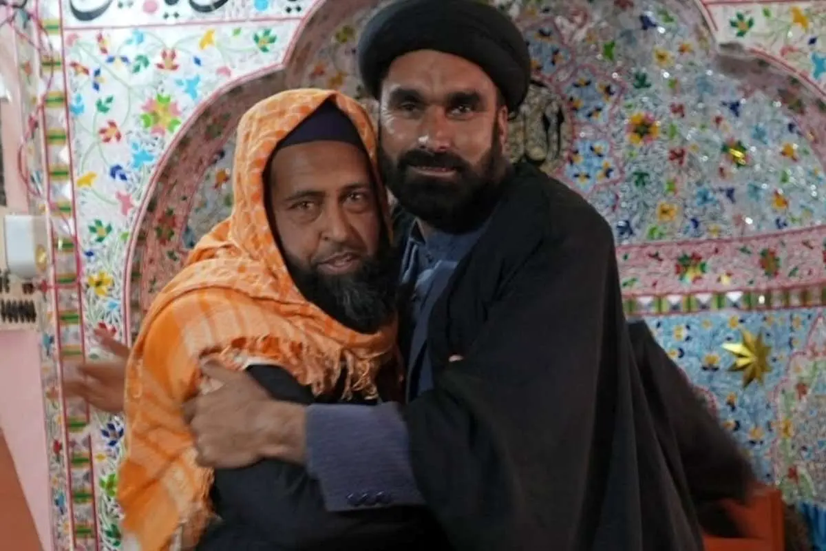 (ویدئو) اینجا شیعه و سنی در کنار هم خوشحالند
