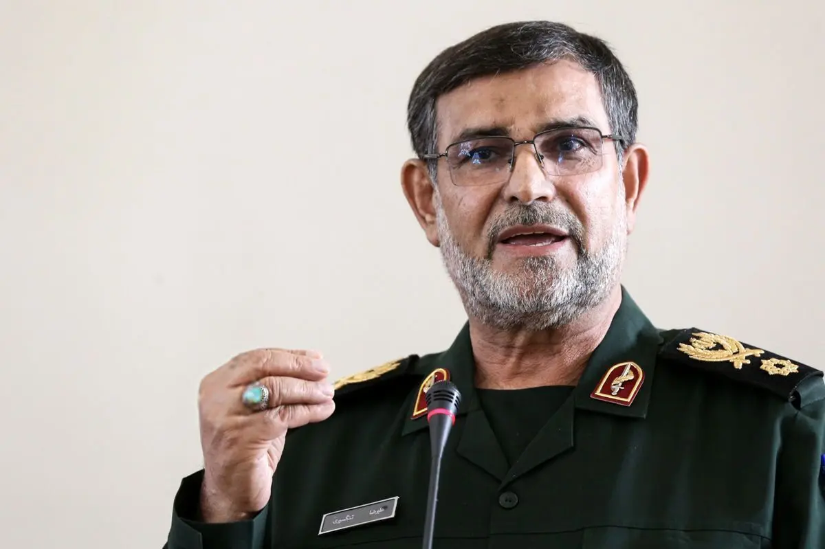 سردار تنگسیری: از پیام ترامپ اطلاعی ندارم؛ هیچگاه درباره موشک های خود مذاکره نخواهیم کرد