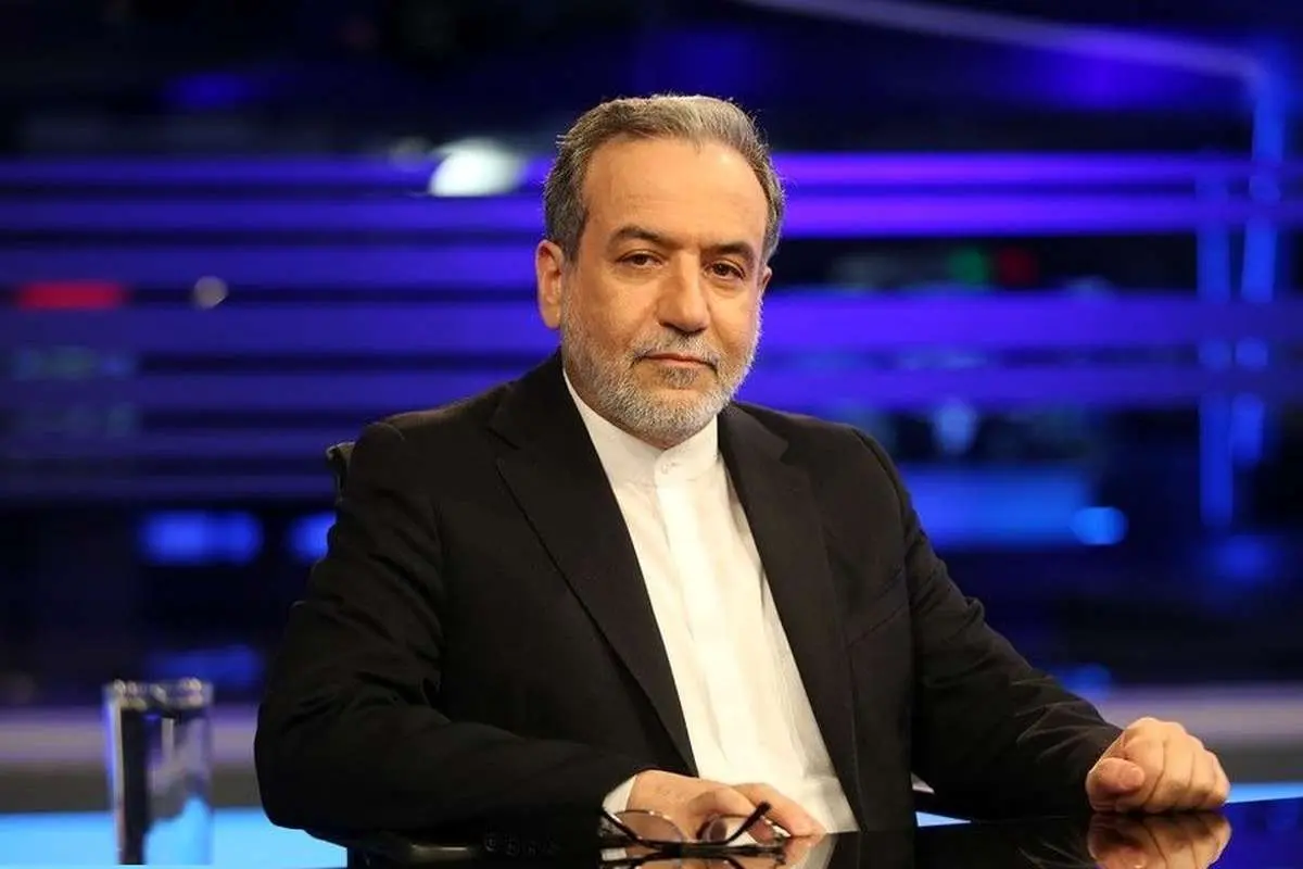 گفتگوی تلفنی وزرای خارجه ایران و مصر