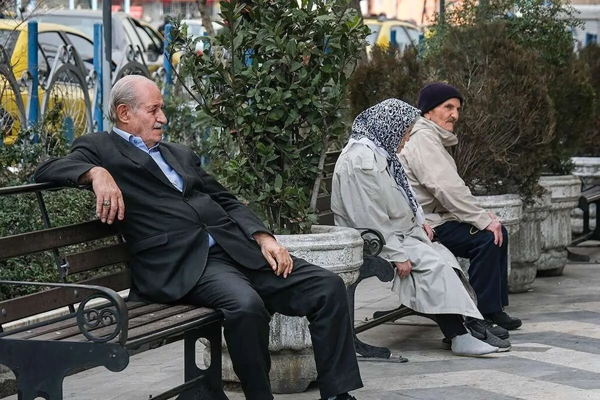 بازنشستگی با قوانین جدید؛ با چند سال سن از این پس بازنشسته میشوید؟