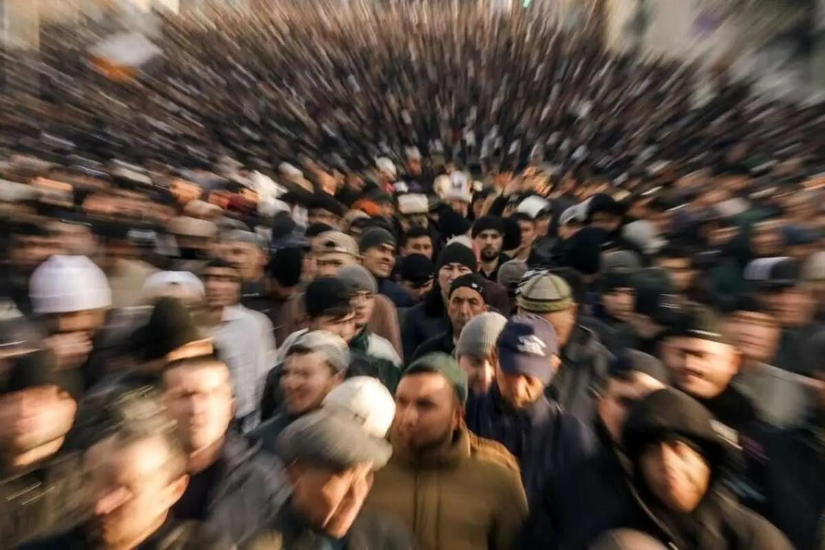 (تصاویر) اقامه باشکوه نماز عید فطر در خیابان‌های مسکو