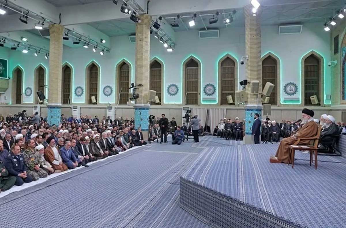 رهبری: ایران خود را با همه دولت‌های اسلامی در یک جبهه می‌داند