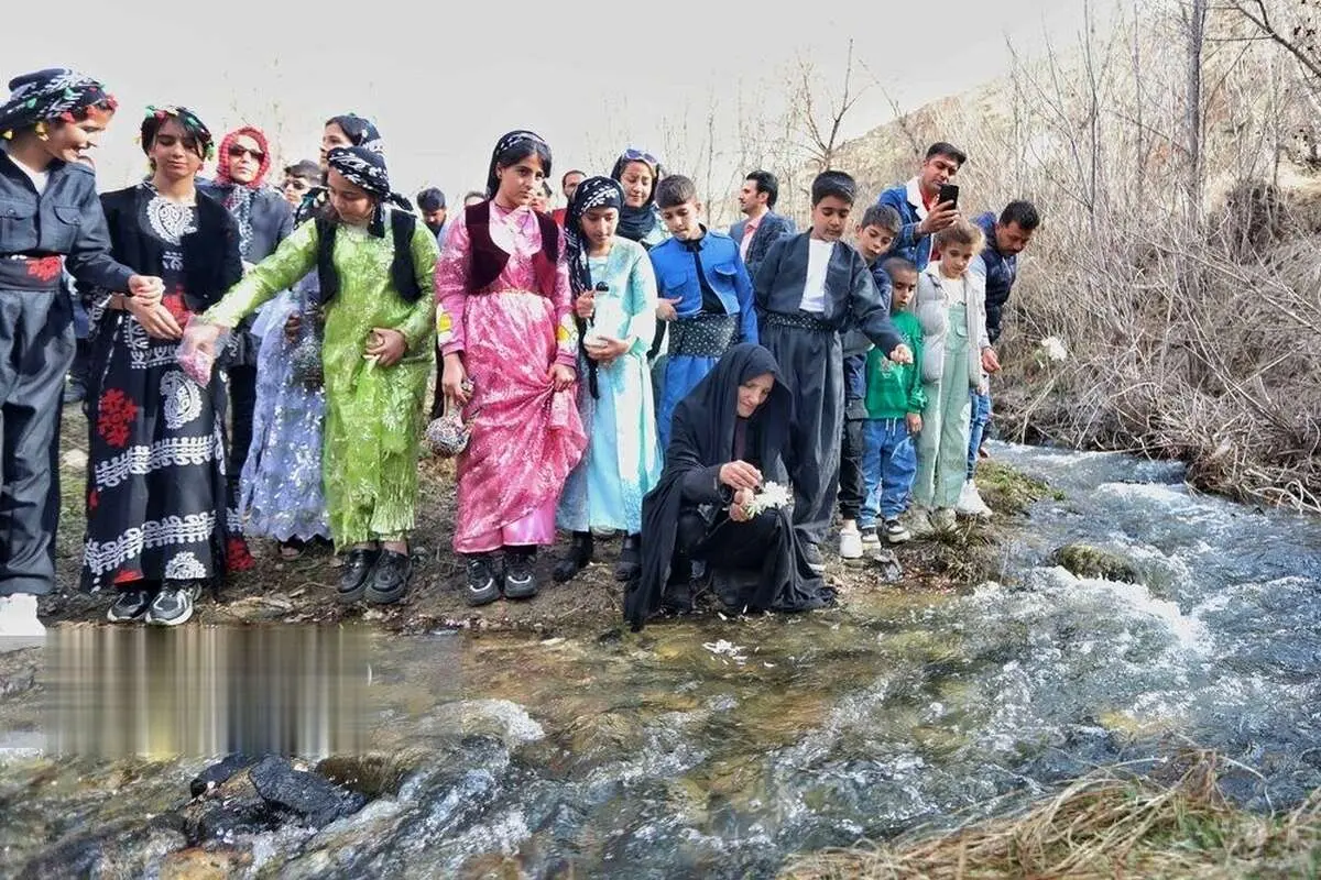(تصاویر) «سورچم»؛ آیینی کهن در ستایش آب و طبیعت