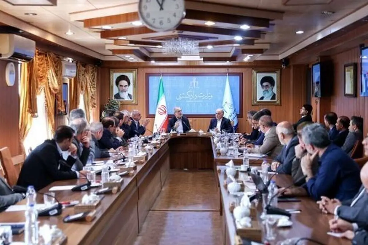 پزشکیان: با FATF داخلی، بدون نیاز به رصد میدانی فساد را ریشهکن میکنیم