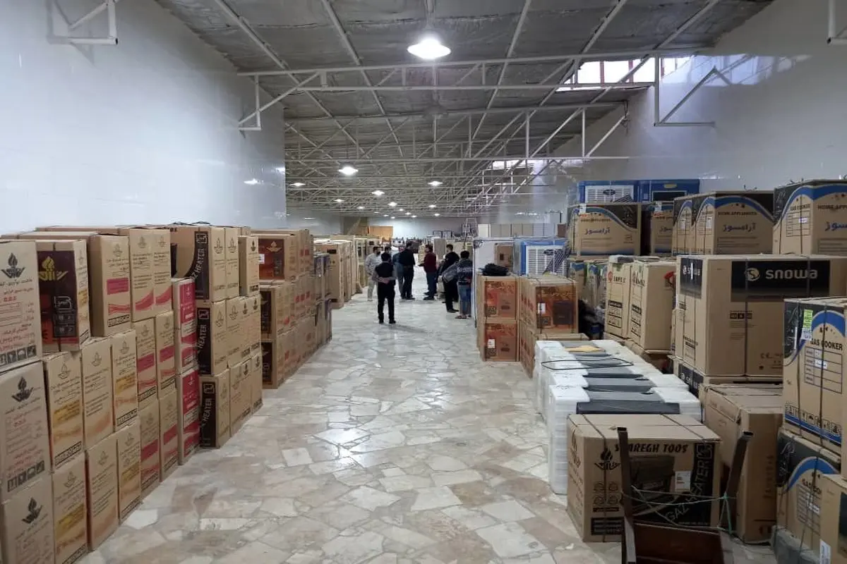 ببینید؛ انهدام شبکه و باند قاچاق و احتکار کالا در اصفهان